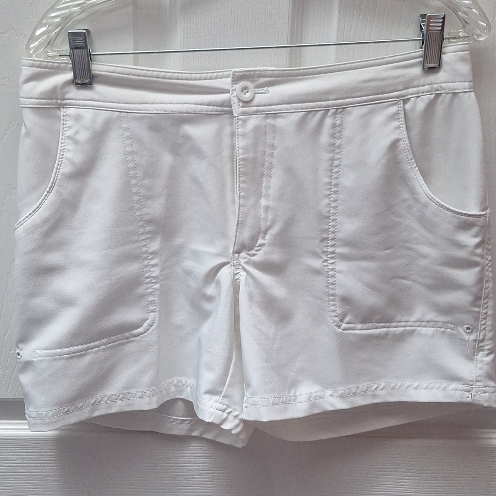 Womens Reel Legends stretch comfortable shorts size 10